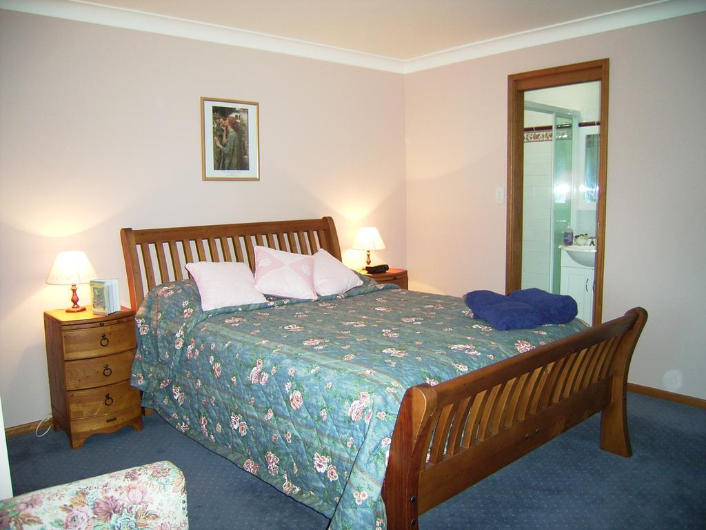 Lavender House Bed & Breakfast Entrance Dış mekan fotoğraf